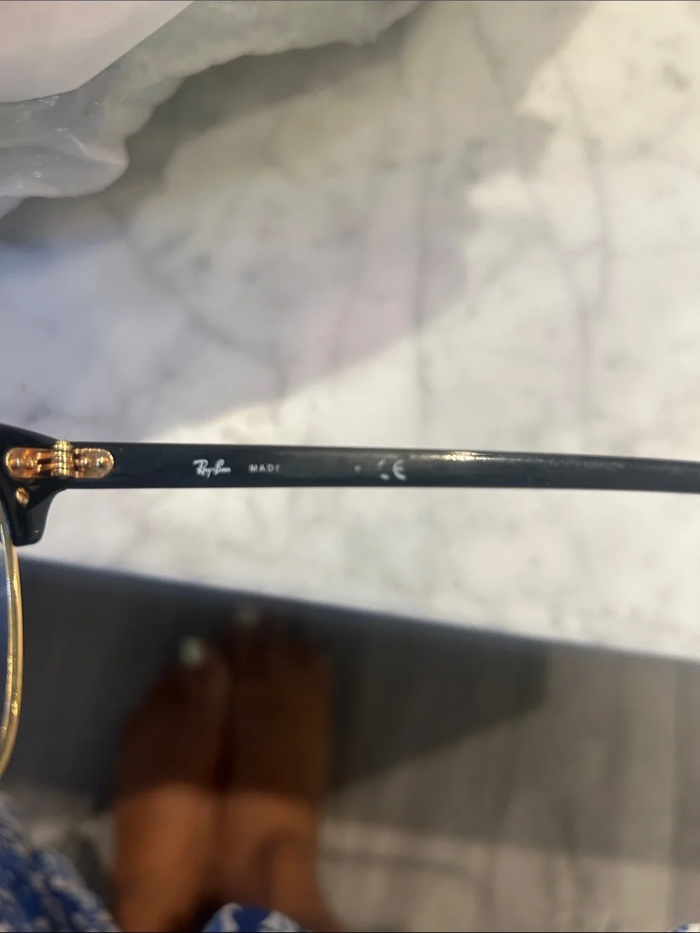 Ray-Ban Clubmaster Glasses in Black and Gold